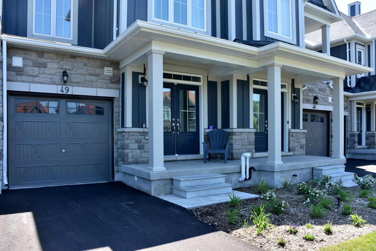 New Blue Mountain Village Snowbridge Executive Townhome Sleeps 10 With Outdoor Pool And Shuttle Nottawa エクステリア 写真